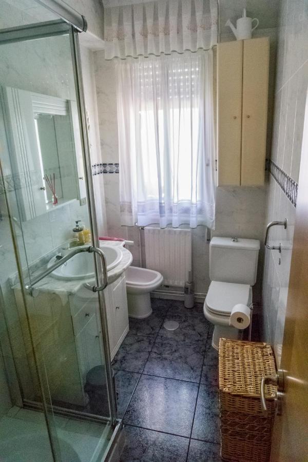 Apartamento Con Piscina Privada Appartement Comarca de Comarca de Vigo Buitenkant foto